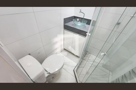 Apartamento para alugar com 117m², 2 quartos e 1 vaga Apartamento para alugar com 117m², 2 quartos e 1 vagaBanheiro da Suíte 2