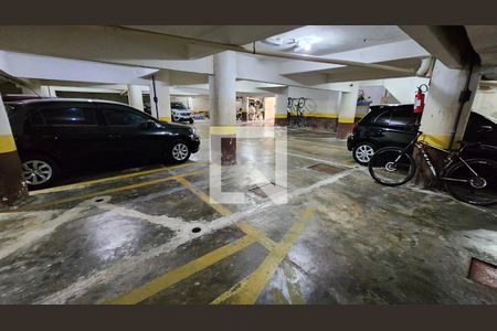 Apartamento para alugar com 117m², 2 quartos e 1 vaga Apartamento para alugar com 117m², 2 quartos e 1 vagaGaragem