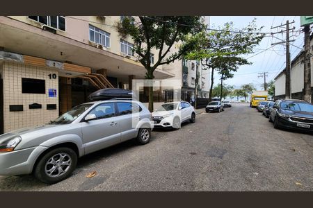 Apartamento para alugar com 117m², 2 quartos e 1 vaga Apartamento para alugar com 117m², 2 quartos e 1 vagaVista da Rua