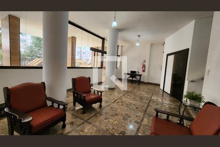 Apartamento para alugar com 117m², 2 quartos e 1 vaga Apartamento para alugar com 117m², 2 quartos e 1 vagaHall de entrada