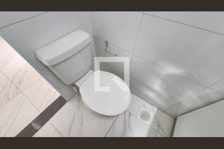 Apartamento para alugar com 117m², 2 quartos e 1 vaga Apartamento para alugar com 117m², 2 quartos e 1 vagaBanheiro da Suíte 2