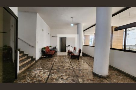 Apartamento para alugar com 117m², 2 quartos e 1 vaga Apartamento para alugar com 117m², 2 quartos e 1 vagaHall de entrada