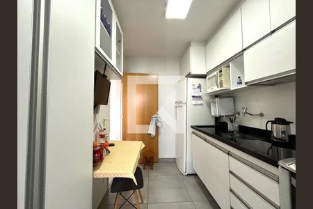 Apartamento para alugar com 67m², 2 quartos e 1 vaga Apartamento para alugar com 67m², 2 quartos e 1 vagaCozinha