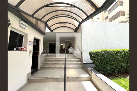 Apartamento para alugar com 67m², 2 quartos e 1 vaga Apartamento para alugar com 67m², 2 quartos e 1 vagaHall de entrada