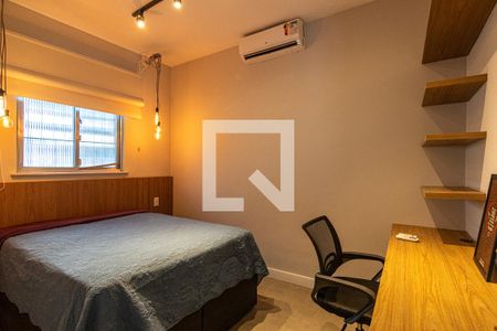 Quarto de casa para alugar com 1 quarto, 60m² em Vila Isabel, Rio de Janeiro