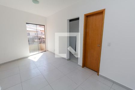Sala e Cozinha de apartamento para alugar com 1 quarto, 45m² em Vila Granada, São Paulo