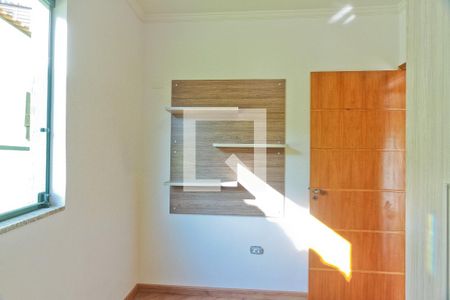 Casa para alugar com 60m², 2 quartos e 1 vaga Casa para alugar com 60m², 2 quartos e 1 vagaQuarto