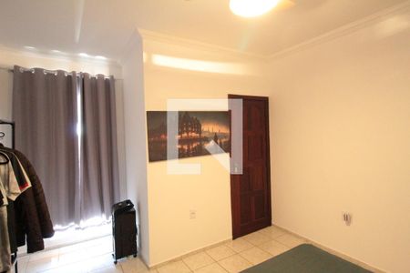 Casa à venda com 800m², 5 quartos e 10 vagasSemi-Suíte 2