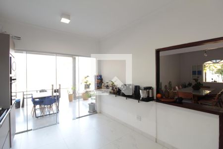 Casa à venda com 800m², 5 quartos e 10 vagasCozinha