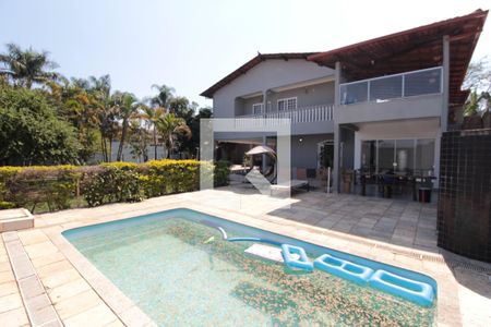 Casa à venda com 800m², 5 quartos e 10 vagasPiscina