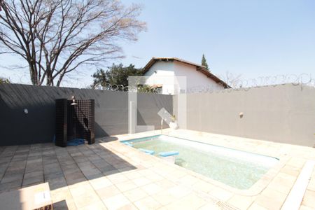 Casa à venda com 800m², 5 quartos e 10 vagasPiscina