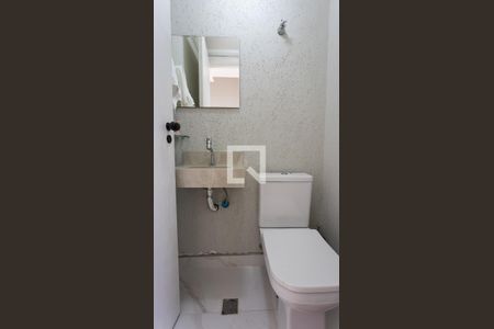 Casa de condomínio para alugar com 124m², 3 quartos e 2 vagas Casa de condomínio para alugar com 124m², 3 quartos e 2 vagasLavabo