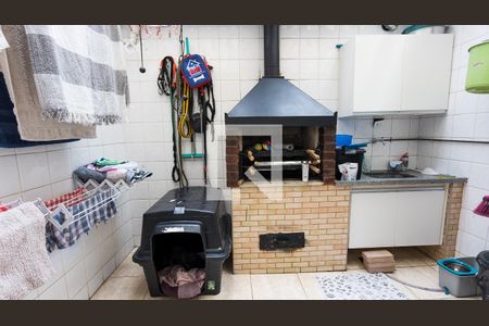 Casa de condomínio para alugar com 124m², 3 quartos e 2 vagas Casa de condomínio para alugar com 124m², 3 quartos e 2 vagasÁrea de Serviço_ churrasqueira