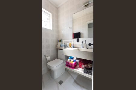 Casa de condomínio para alugar com 124m², 3 quartos e 2 vagas Casa de condomínio para alugar com 124m², 3 quartos e 2 vagasBanheiro da Suíte