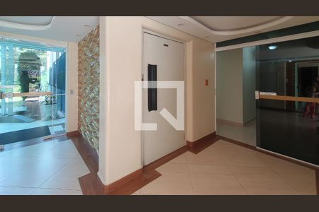 Apartamento para alugar com 56m², 2 quartos e 1 vaga Apartamento para alugar com 56m², 2 quartos e 1 vagaÁrea comum - hall
