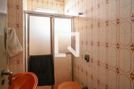 Casa à venda com 173m², 4 quartos e 2 vagasBanheiro