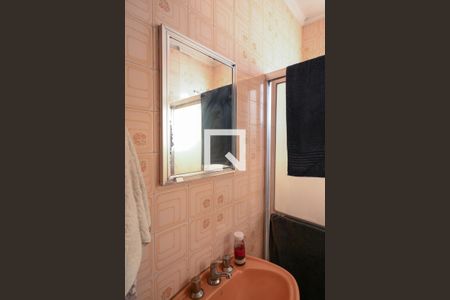 Casa à venda com 173m², 4 quartos e 2 vagasBanheiro