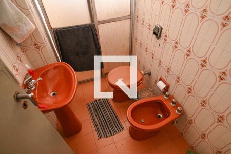 Casa à venda com 173m², 4 quartos e 2 vagasBanheiro