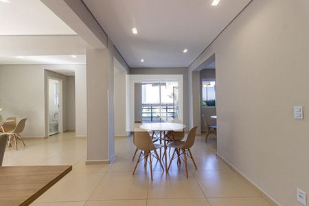 Apartamento para alugar com 57m², 2 quartos e 1 vaga Apartamento para alugar com 57m², 2 quartos e 1 vagaÁrea comum - Salão de festas