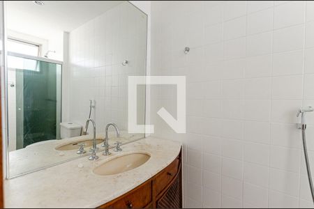 Apartamento para alugar com 120m², 3 quartos e 1 vagaBanheiro