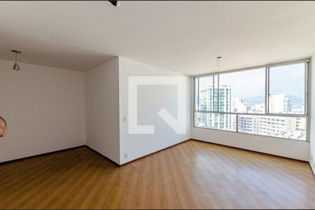 Sala de apartamento para alugar com 3 quartos, 120m² em Ingá, Niterói
