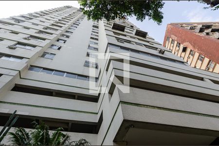Apartamento para alugar com 120m², 3 quartos e 1 vagaFachada