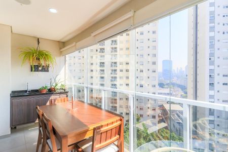 Apartamento à venda com 55m², 1 quarto e 1 vaga Apartamento à venda com 55m², 1 quarto e 1 vagaVaranda