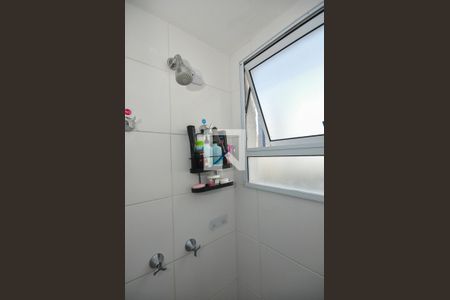 Apartamento para alugar com 43m², 2 quartos e sem vagaChuveiro do Banheiro