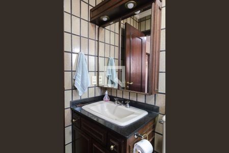 Apartamento à venda com 98m², 3 quartos e 1 vaga Apartamento à venda com 98m², 3 quartos e 1 vagaBanheiro