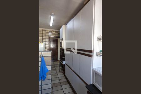 Apartamento à venda com 98m², 3 quartos e 1 vaga Apartamento à venda com 98m², 3 quartos e 1 vagaDetalhe da área de serviço