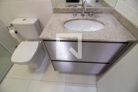 Banheiro do Quarto de apartamento para alugar com 1 quarto, 50m² em Santo Amaro, São Paulo