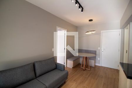 Sala de apartamento para alugar com 1 quarto, 50m² em Santo Amaro, São Paulo