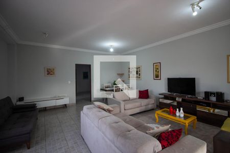 Sala de casa para alugar com 3 quartos, 250m² em Jardim Helena, São Paulo