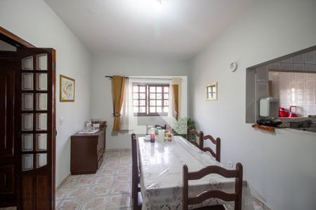 Casa para alugar com 250m², 3 quartos e 2 vagas Casa para alugar com 250m², 3 quartos e 2 vagasCozinha