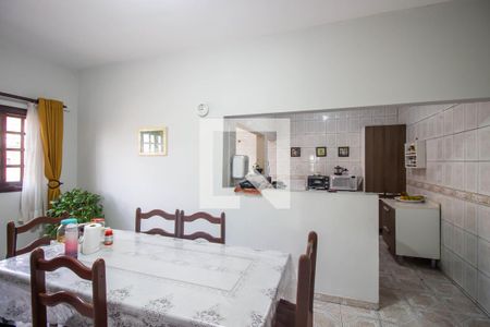 Casa para alugar com 250m², 3 quartos e 2 vagas Casa para alugar com 250m², 3 quartos e 2 vagasCozinha