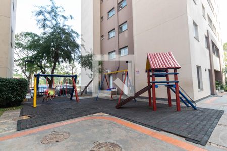 Apartamento à venda com 64m², 3 quartos e 1 vaga Apartamento à venda com 64m², 3 quartos e 1 vagaÁrea comum - Playground