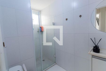 Apartamento à venda com 64m², 3 quartos e 1 vaga Apartamento à venda com 64m², 3 quartos e 1 vagaBanheiro