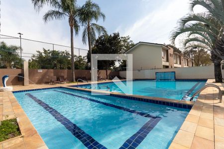 Apartamento à venda com 64m², 3 quartos e 1 vaga Apartamento à venda com 64m², 3 quartos e 1 vagaÁrea comum - Piscina