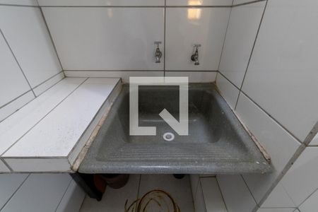 Casa à venda com 200m², 3 quartos e 4 vagasCasa 1 - Área de Serviço