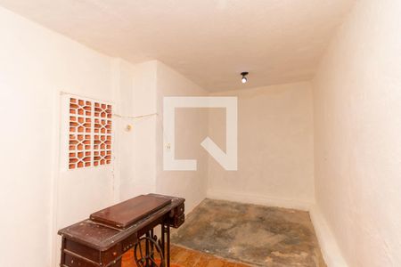 Casa à venda com 150m², 2 quartos e 1 vagaQuarto de Serviço