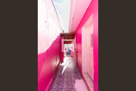 Casa à venda com 150m², 2 quartos e 1 vagaCorredor Externo