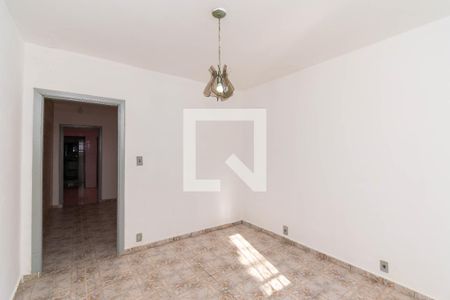 Casa à venda com 150m², 2 quartos e 1 vagaQuarto