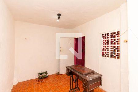 Casa à venda com 150m², 2 quartos e 1 vagaQuarto de Serviço