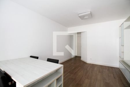 Sala de Estar e Jantar de apartamento para alugar com 2 quartos, 65m² em Sumaré, São Paulo