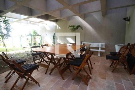 Apartamento para alugar com 65m², 2 quartos e 1 vagaÁrea comum - Churrasqueira