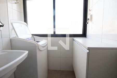 Apartamento para alugar com 65m², 2 quartos e 1 vagaÁrea de Serviço