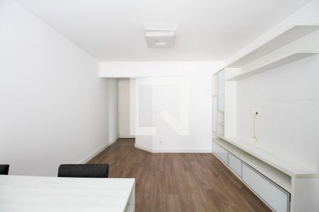 Sala de Estar e Jantar de apartamento para alugar com 2 quartos, 65m² em Sumaré, São Paulo