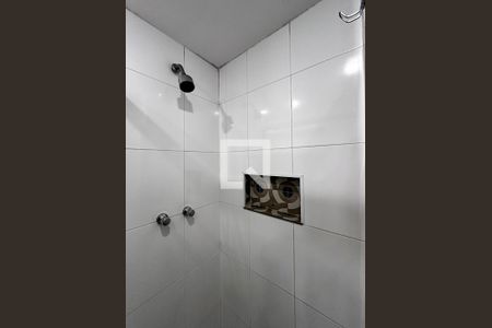 Apartamento à venda com 65m², 2 quartos e 1 vagaBanheiro Social