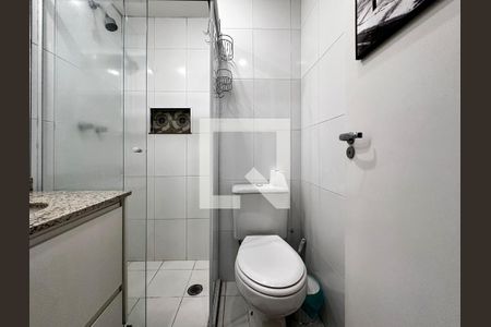 Apartamento à venda com 65m², 2 quartos e 1 vagaBanheiro Social