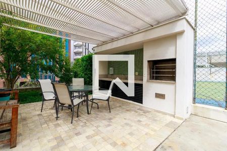 Apartamento à venda com 65m², 2 quartos e 1 vagaChurrasqueira